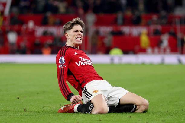 开云-滕哈赫：上半场就踢得很好，我们可以击败任何球队