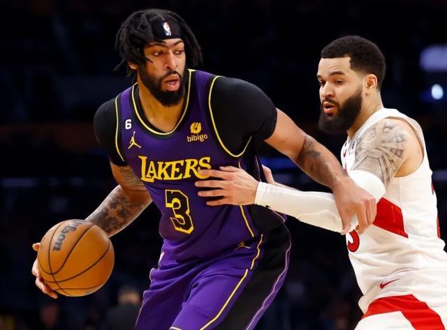 开云下载-湖人无詹如何取得4胜2负？交易走韦少真如天亮了